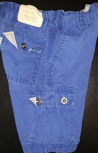Levi short